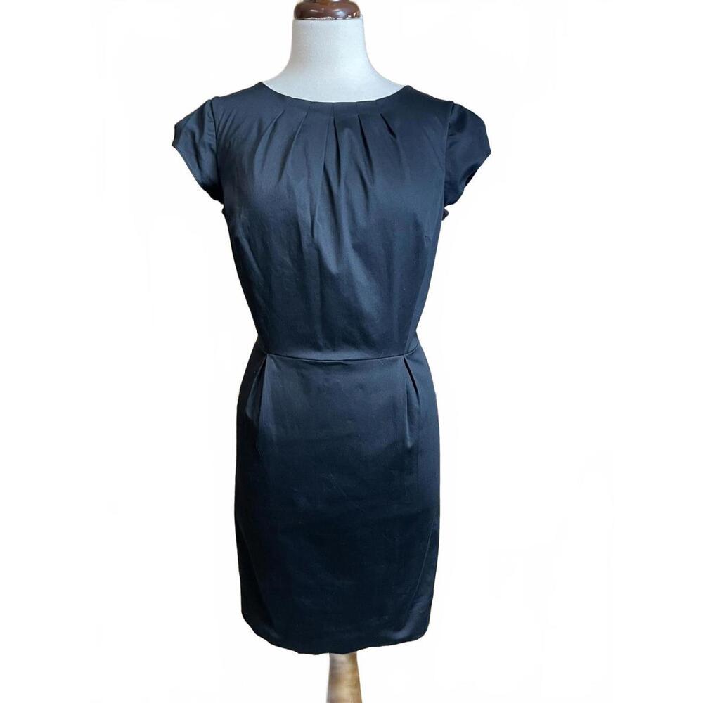 Boden Black Cap-Sleeve Midi Dress